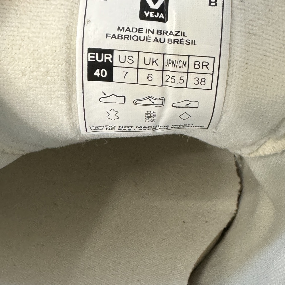 Veja Campo Low Top Leather Sneakers mens 7 women's 9 - Picture 5 of 6